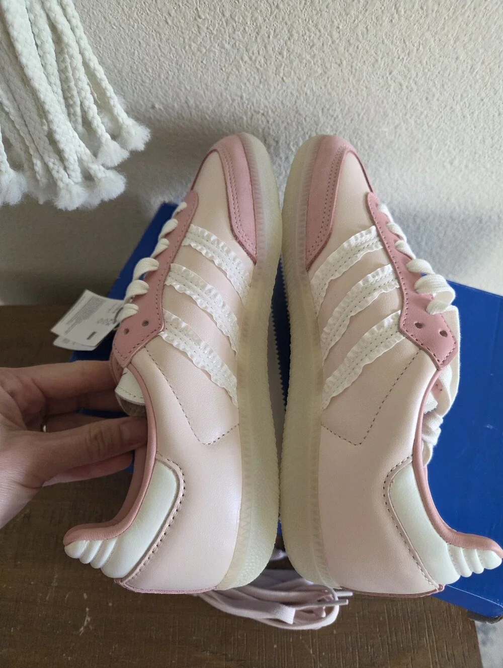 Adidas Womens Samba OG Athletic Shoe  Wonder Quartz Size 6 NWT